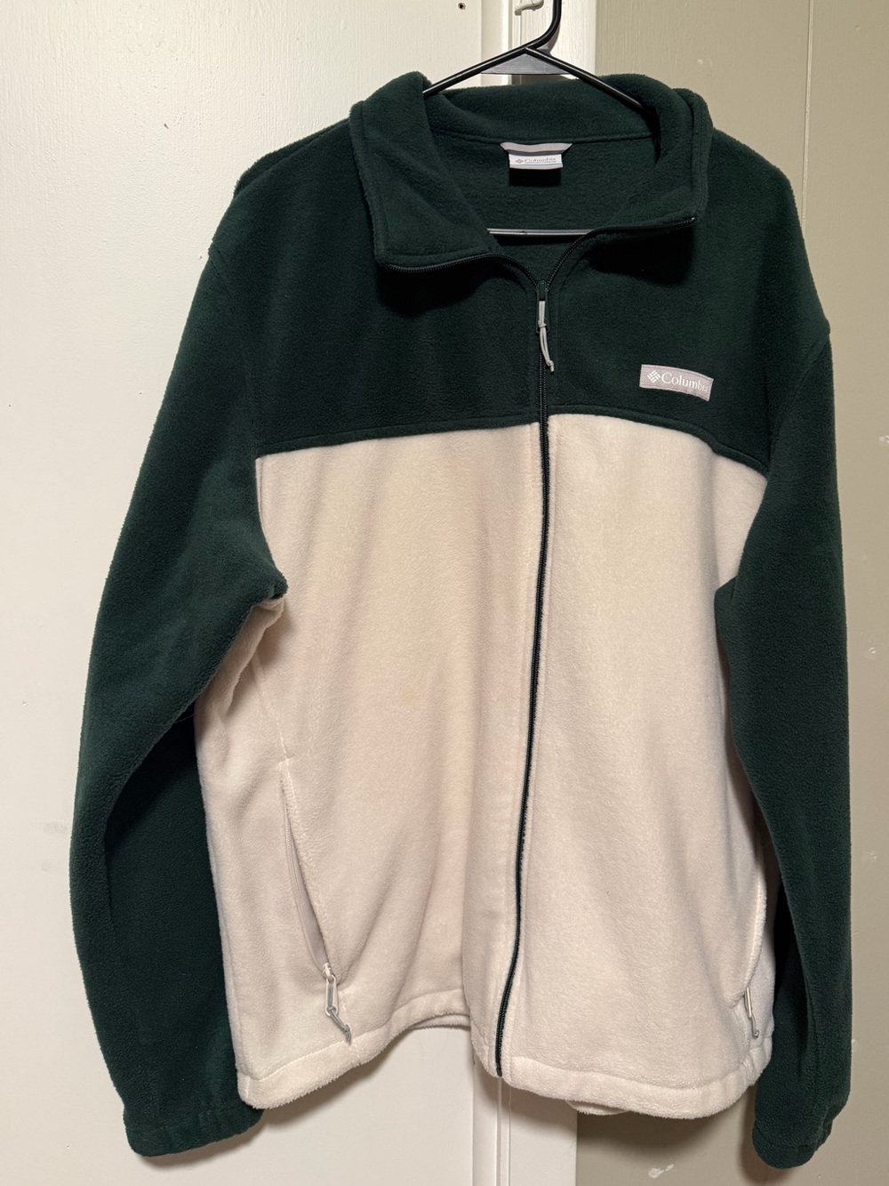 Columbia Two-Tone Dark Green and Cream Full-Zip Fleece Jacket